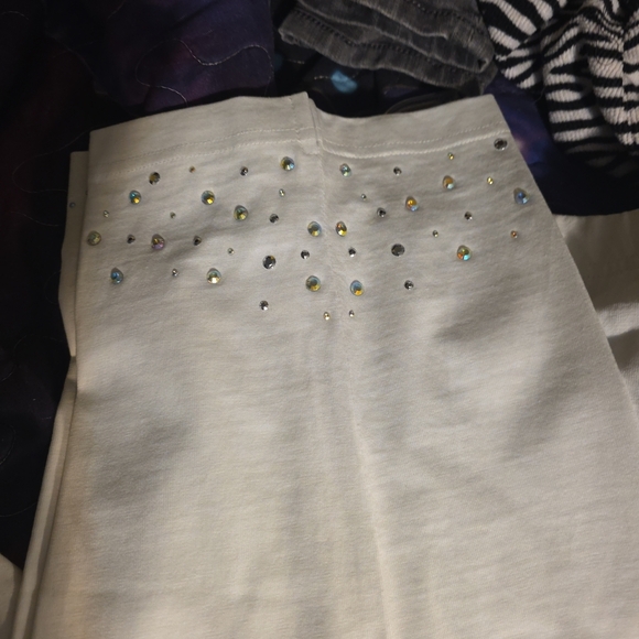 Quacker Factory White Top with Silver Accents - Picture 2 of 5